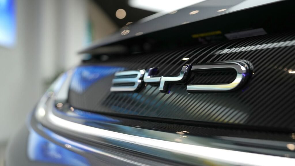 BYD Austria Tesla